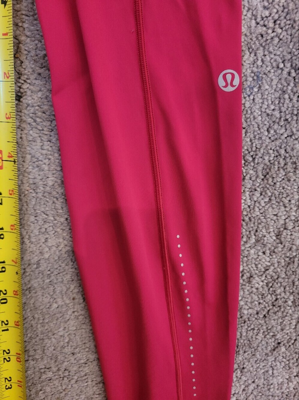 Lululemon Speed Up Crop Leggings Sz 6 Pink Magenta Running Tight Pockets Dots - Picture 11 of 12